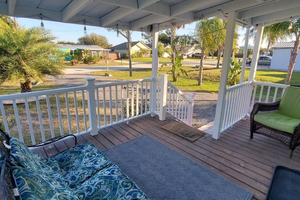 Waterfront Home With Private Dock, Walk To Beach سانت أوغيستين المظهر الخارجي الصورة